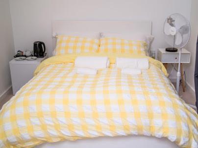Kayz Lodge- Luxury Ensuite-Private & Shared Accommodation In A New House At The Olympic Village Overlooking Stratford Westfield And Tube Station London Phòng bức ảnh