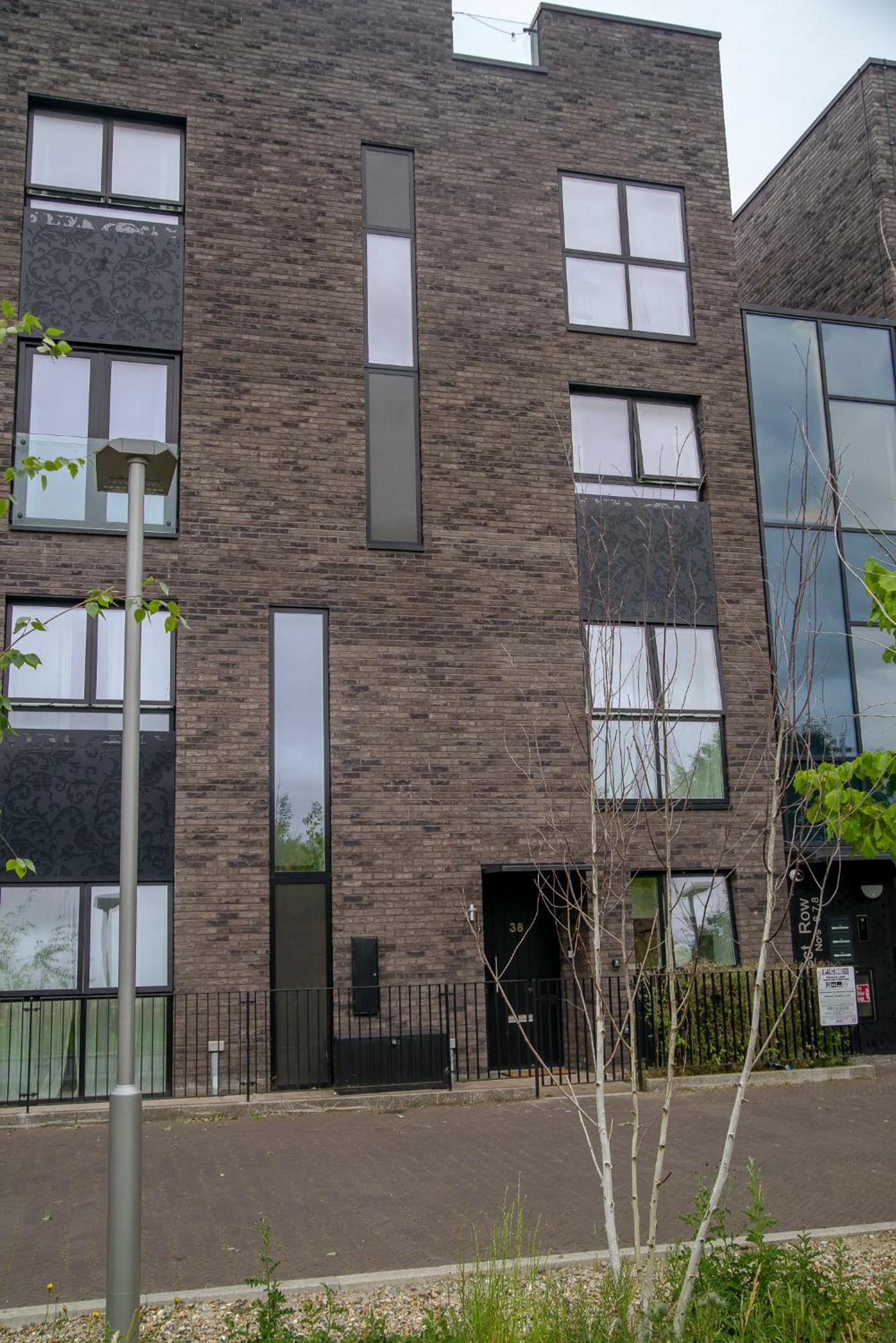 Kayz Lodge- Luxury Ensuite-Private & Shared Accommodation In A New House At The Olympic Village Overlooking Stratford Westfield And Tube Station London Phòng bức ảnh